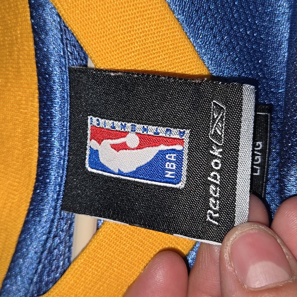 Vintage Reebok Denver Nuggets Carmelo Anthony #15 NBA Jersey Large Blue/Yellow - Picture 6 of 10